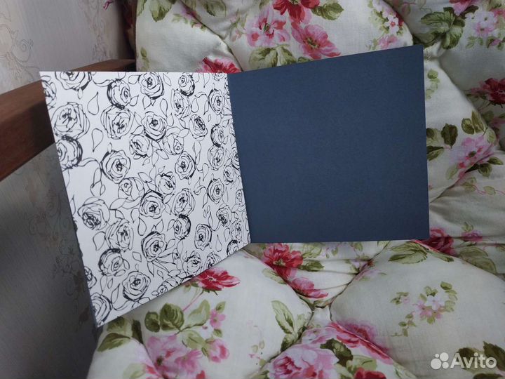 Открытка подарочная на заказ с вышивкой