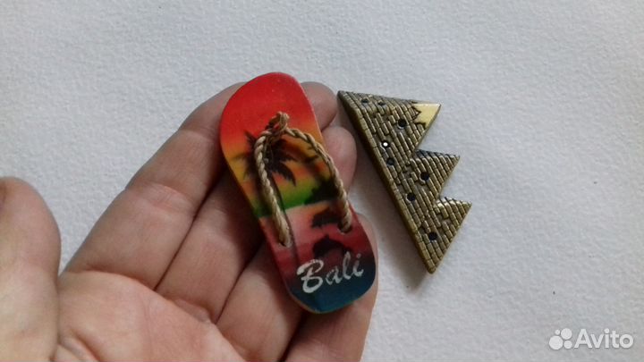 Магниты сувенирные