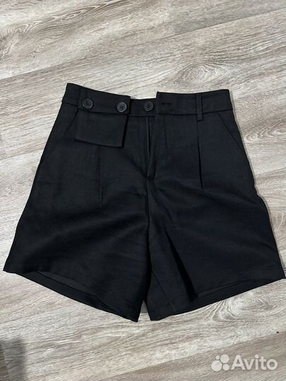 Шорты женские
