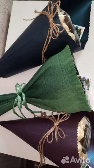 Букеты из шоколадных пельменей с орехом