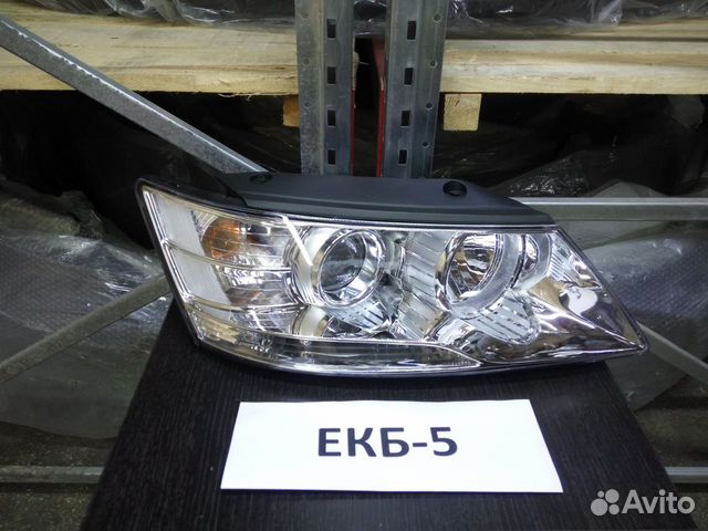 Правая фара Hyundai Sonata 5