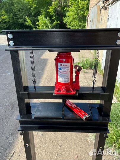 Пресс гидравлический 12 тонн