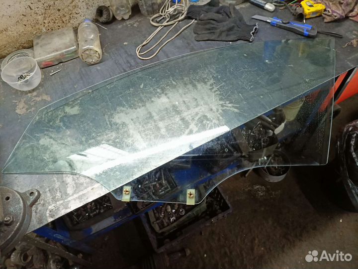 Стекло водительской двери Chevrolet lacetti