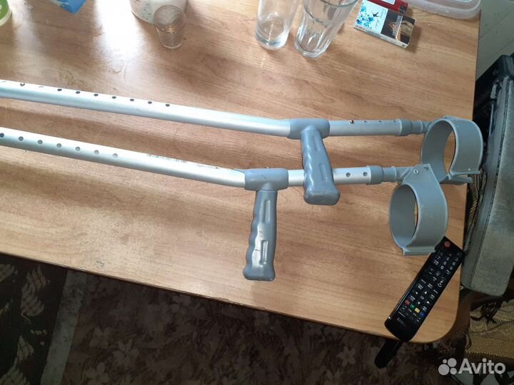 Костыли под локоть