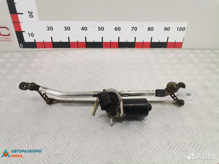 Моторчик передних стеклоочистителей (дворников)