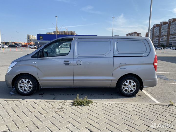 Hyundai Grand Starex 2.5 AT, 2011, 422 000 км