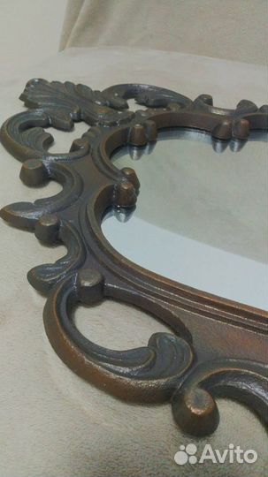 Зеркало настенное