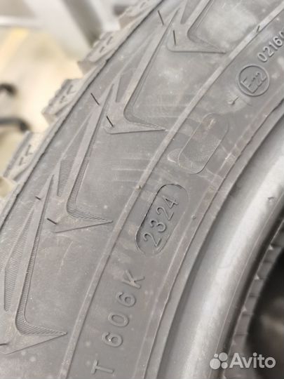 Ikon Tyres Nordman 5 185/65 R15 92T