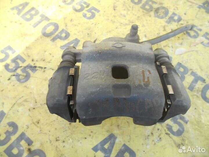 Суппорт передний левый Nissan Pulsar 1995-2000