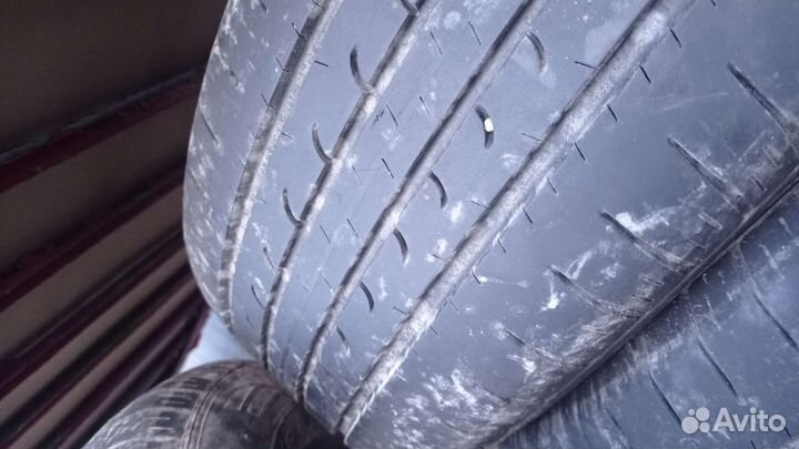 Goodyear EfficientGrip 215/60 R17