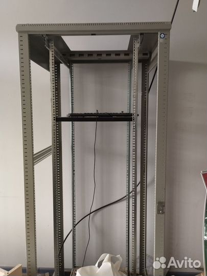 Серверная стойка