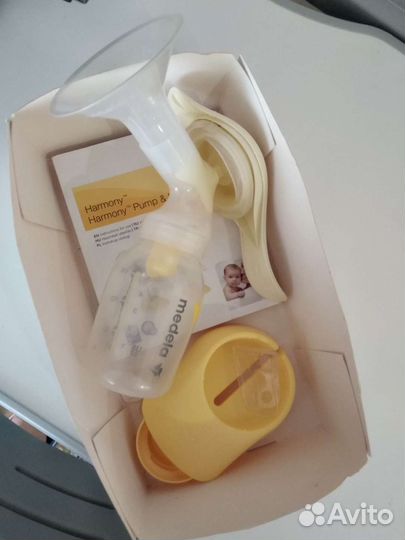 Молокоотсос medela ручной