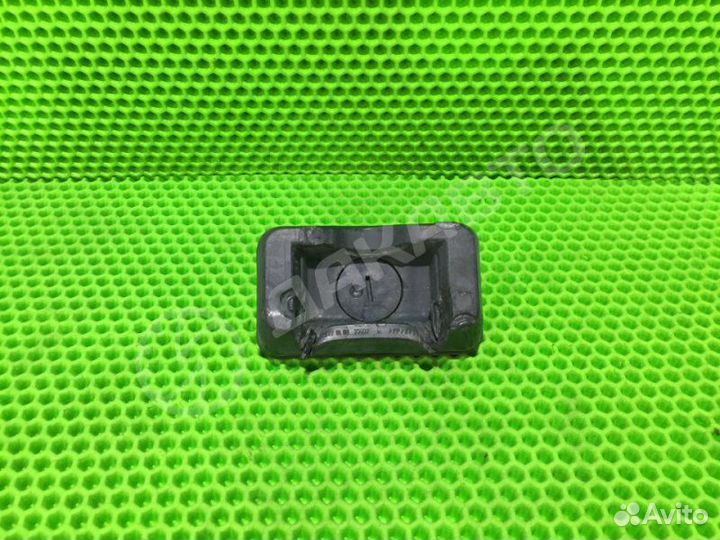 Упор домкрата Mercedes-Benz C W203