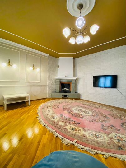 4-к. квартира, 140,9 м², 3/9 эт.