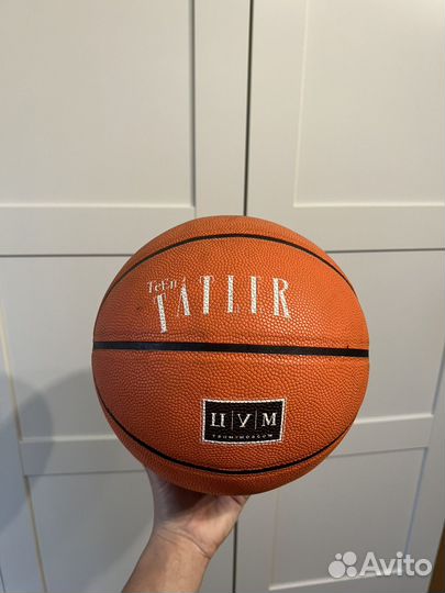 Баскетбольный мяч