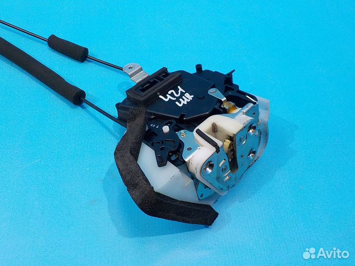 Замок двери задней левой Subaru Legacy Outback (B1