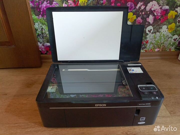 Цветной лазерный принтер Epson stylus SX130