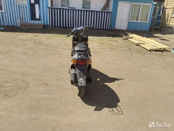 Скутер honda dio