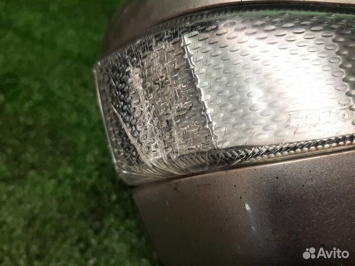 Зеркало правое Mitsubishi Grandis 2008