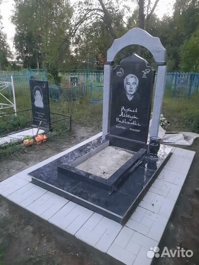 Памятники из гранита