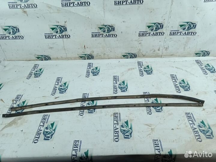 Уплотнитель двери нижний передний LADA Vesta