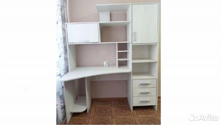 Стол компьютерный №6