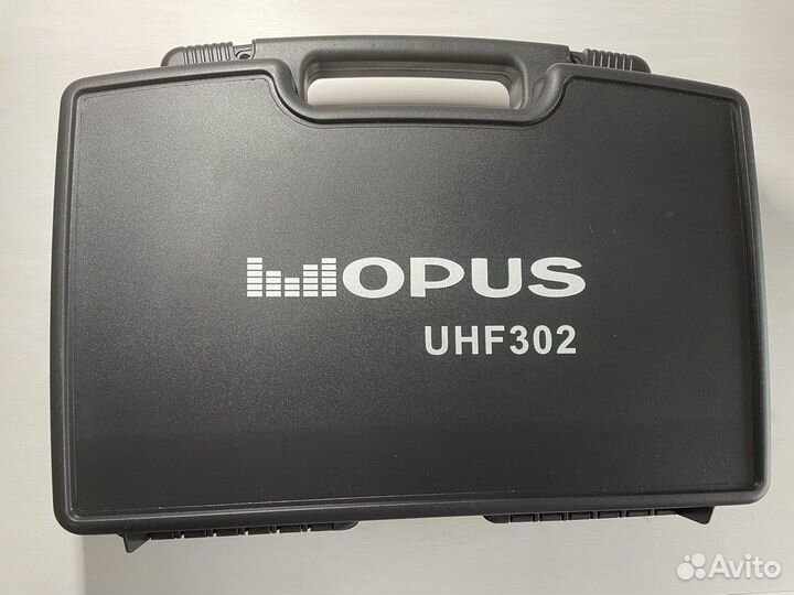 Радиосистема с двумя микрофонами opus UHF 302HH