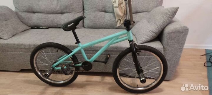 Трюковой велосипед BMX