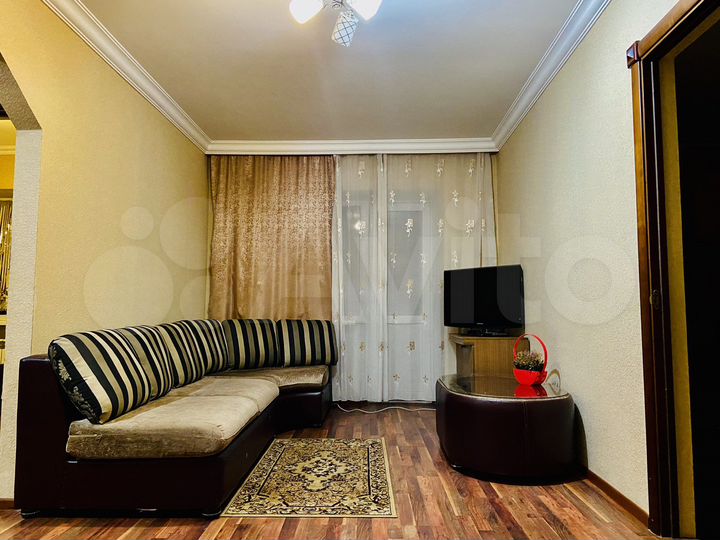 2-к. квартира, 56 м², 2/5 эт.