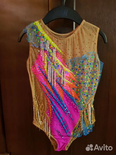 Продам купальник для художественной гимнастики