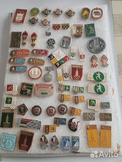 Значки ссср.Олимпиада 80(мишки)