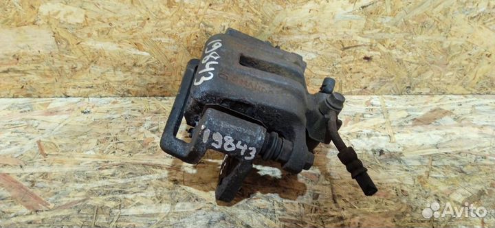 Суппорт тормозной задний правый Opel Antara 2007