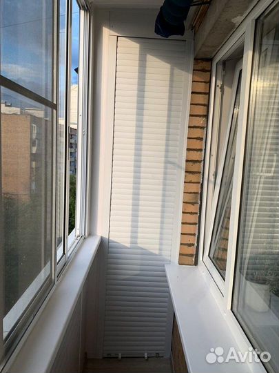 Шкаф с рольставнями на балкон по вашим размерам