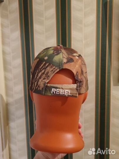 Бейсболка rebel