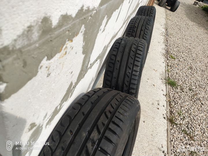 Tigar UHP Ultra High Performance 215/55 R17 98W