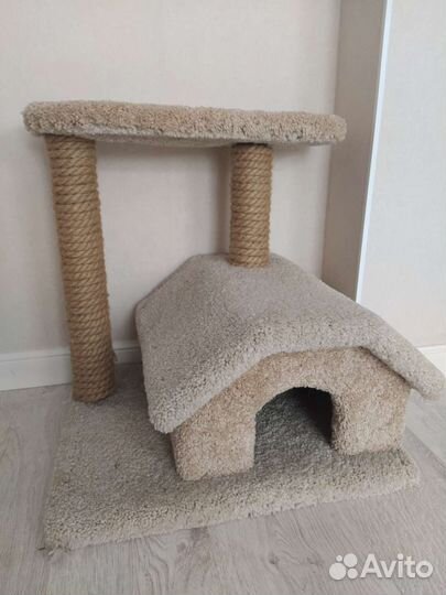 Домик для кошки с когтеточкой, на заказ