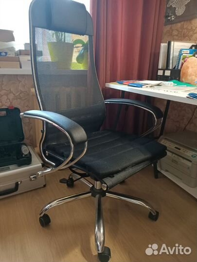 Продаю компьютерное кресло