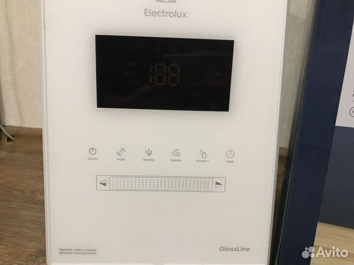 Увлажнитель воздуха Electrolux EHU-3615D