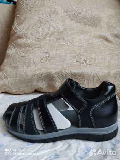 Сандали новые Шаговита натур.кожа разм.35