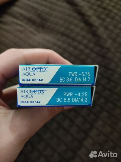 Линзы контактные air optix aqua -4,25 и -5, 75