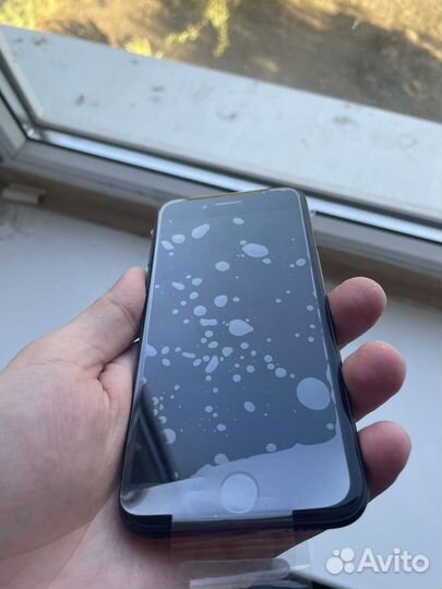 iPhone 7, 32 ГБ