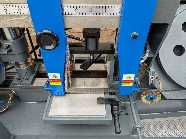 Ленточнопильный станок по металлу BS 350CH