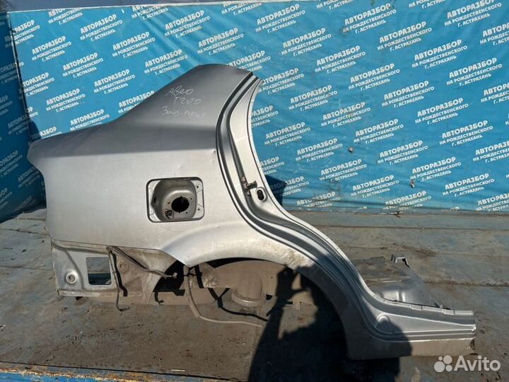 Задняя правая четверть Chevrolet Aveo T200 седан