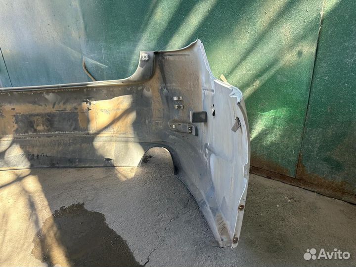 Задний бампер на lexus es 2013