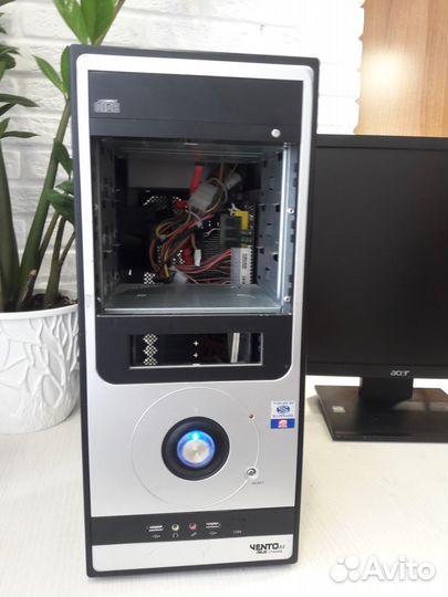 Системный блок и монитор