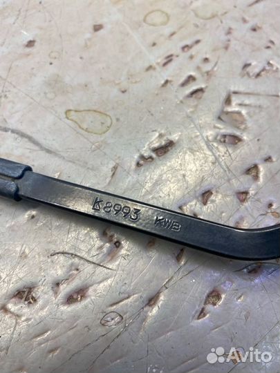 Поводок дворника правый Kia Rio 3 1.4 2016