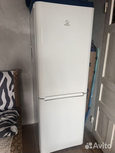 Холодильник