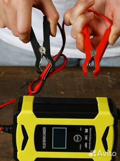 Автомобильное зарядное устройство 12в(новое)