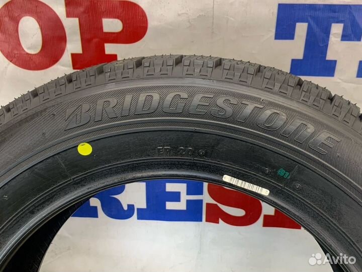 Bridgestone Blizzak VRX 215/60 R17 96S