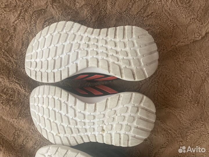 Кроссовки adidas